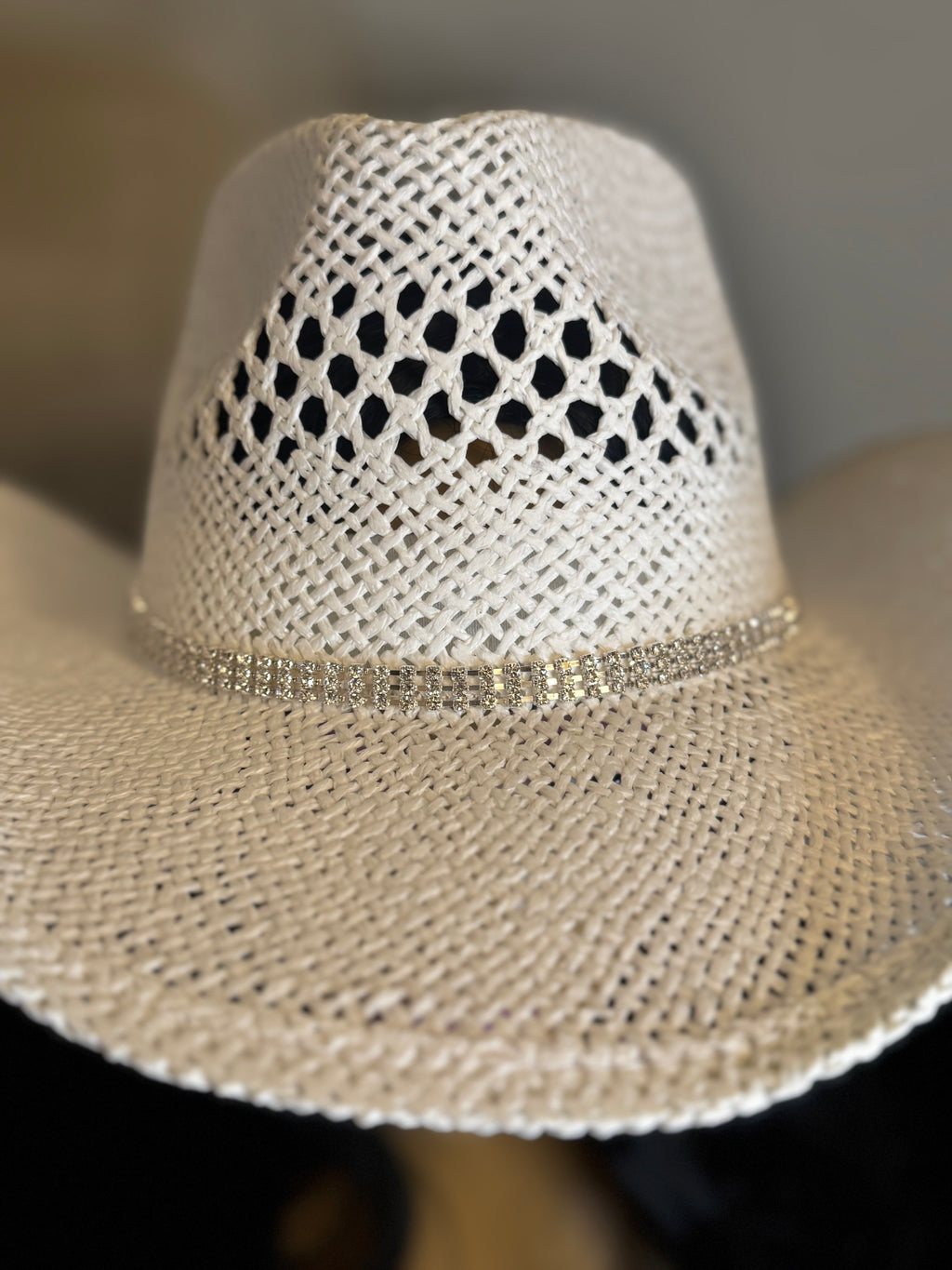 White Western Sculpted Hat with Rhinestone Strand as embellishment