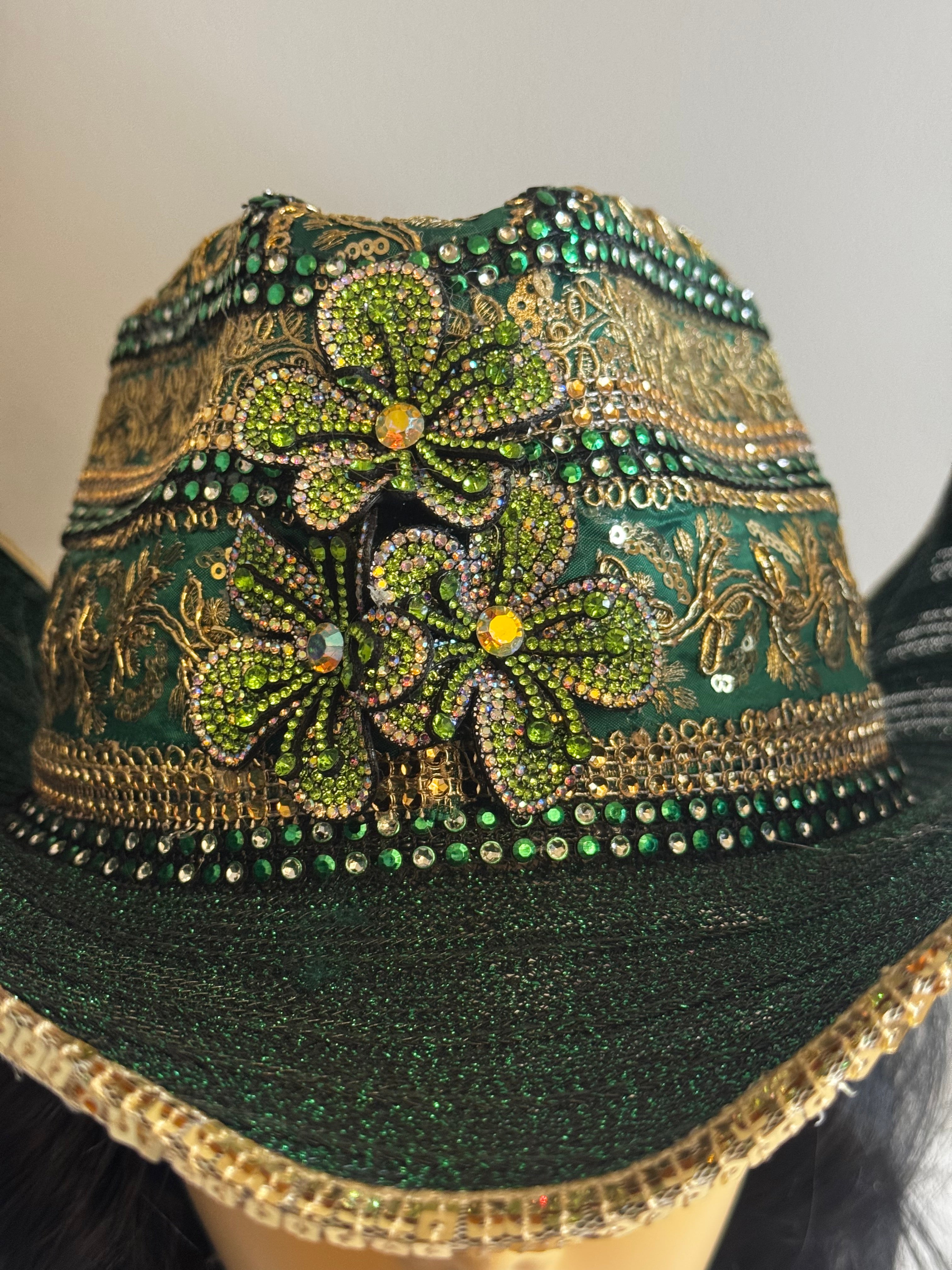 The Green and Gold Western Crown - Boots On The Ground!